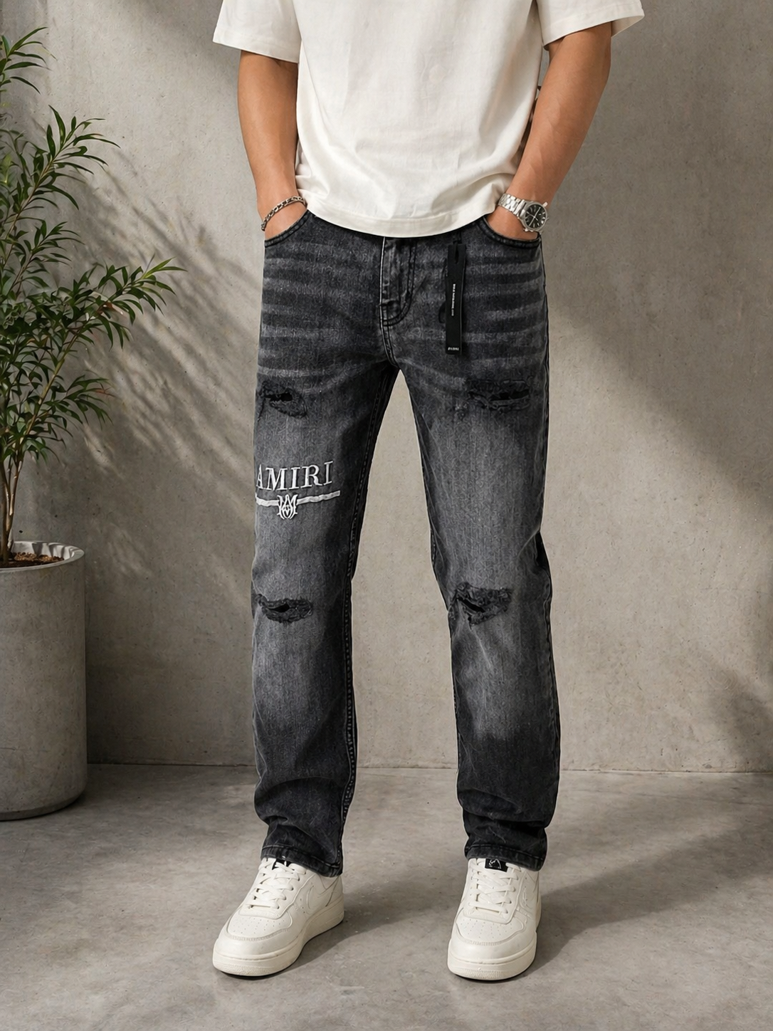 Men’s Distressed Black Slim Fit Jeans – AMIRI Style Streetwear Denim
