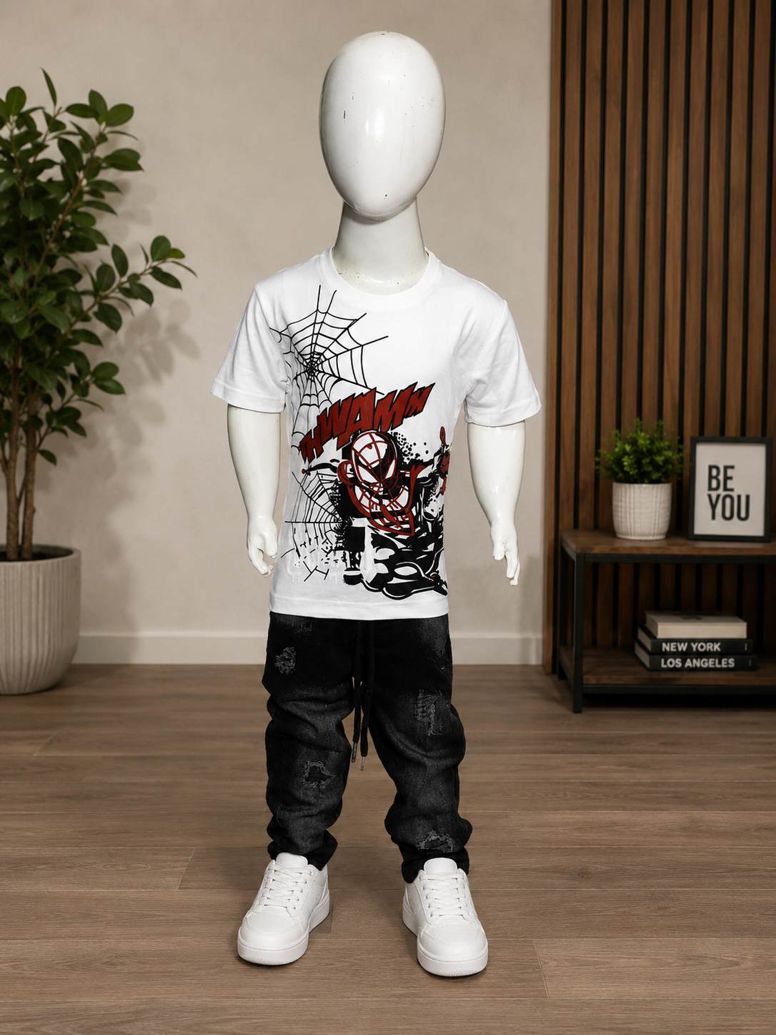 Kids  Graphic T-Shirt-Spider web